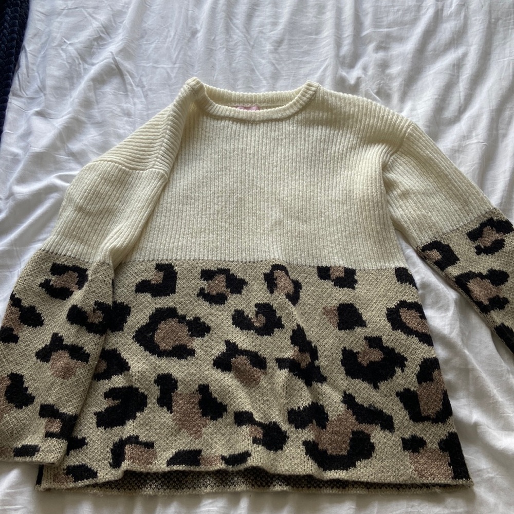 Leopard cream sweater